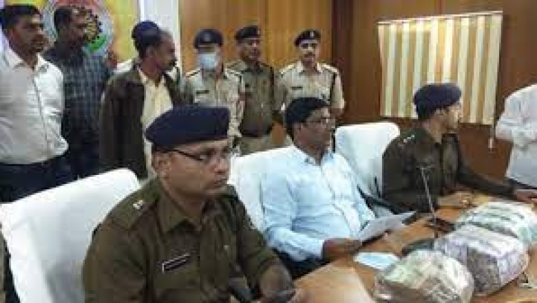 छत्तीसगढ़ में नशे के सौदागर के घर छापा,