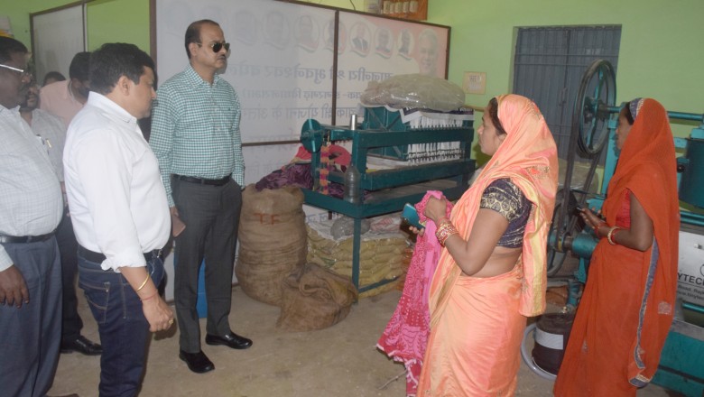 ग्राम चैतुखपरी की समृद्धि महिला मिल उद्योग की महिलाएं आर्थिक गतिविधियों से हो रही आत्मनिर्भर