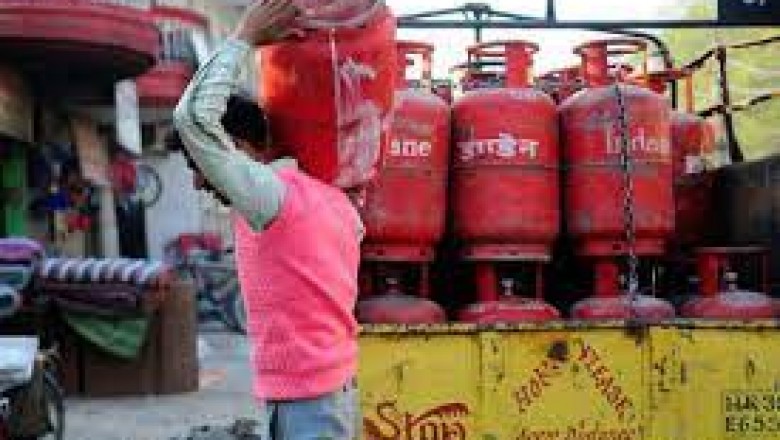 1 मार्च से एलपीजी के ग्राहकों को करारा झटका