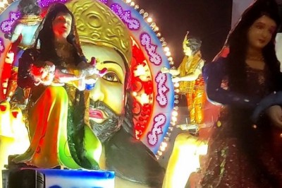 भिलाई में भोले बाबा की भव्य बारात निकाली गई