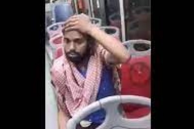दिल्ली में फ्री बस सेवा के लालच में युवक बना युवती ,