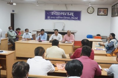 राष्ट्रीय शहरी आजीविका मिशन के मैनेजरों को प्रगति में सुधार लाने दिये निर्देश,