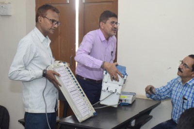 मतदाता सूची क्रय हेतु दर निर्धारित - खैरागढ़ विधानसभा क्षेत्र में मुद्रित पृष्ठों की संख्या 9 हजार 243