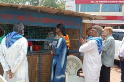 विधायक व महापौर ने पुराना बस स्टैंड सार्वजनिक स्थल पर गर्मी के समय राहगीरों को शीतल जल उपलब्ध कराने प्याऊ घर का किया शुभांरभ: