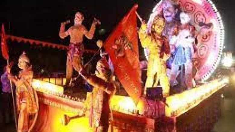 101 हनुमान मंदिरों से निकली विशाल ध्वज यात्रा, जय श्रीराम के जयघोष से गूंजा शहर; जमकर नाचे भक्त