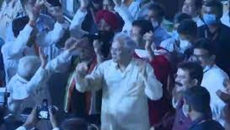 मंगरैलगढ़ देवी मंदिर में पूजा-अर्चना से सीतापुर दौरे की शुरुआत, यहां भगवान राम भी आए थे