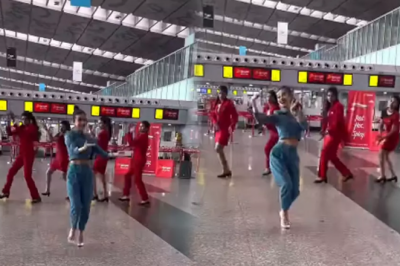 Video Viral: एयरपोर्ट पर एयर होस्टेस के साथ मोनामी घोष ने किया डांस, बंगाली एक्ट्रेस के वीडियो ने जीता दिल