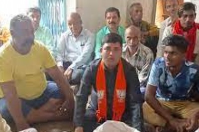 छत्तीसगढ़ में वर्मी कंपोस्ट के नाम पर मिट्‌टी-पत्थर: किसानों ने आपत्ति की