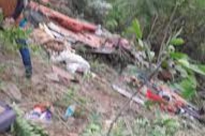 उत्तराखंड में तीर्थयात्रियों से भरी बस खाई में गिरने से 26 लोगों की मौत