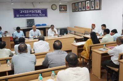 महापौर, कलेक्टर एवं आयुक्त ने संयुक्त रूप से ली बीएसपी एवं निगम के अधिकारियों की बैठक, निगम एवं बीएसपी क्षेत्रों में जलभराव की स्थिति निर्मित न हो कलेक्टर ने दिए कड़े निर्देश