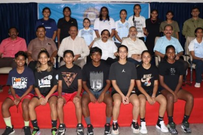 मुख्यमंत्री ने फीबा एशिया अंडर 16 बास्केटबॉल चौम्पियनशिप के लिए साई राजनांदगांव के प्रार्थना साल्वे एवं मोनी अदला को भारतीय बास्केटबॉल टीम में चयनित होने पर दी बधाई
