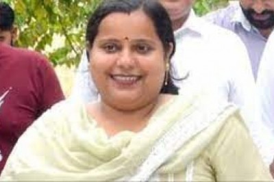 रिंकी वालिया के सिर पर सजा नारायणगढ़ नगर पालिका के प्रधान पद का ताज