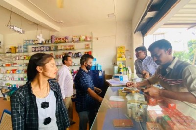 धन्वंतरी मेडिकल स्टोर योजना के तहत, 7500 लोगों को मिला लाखों के छूट का लाभ, छत्तीसगढ़ के आखिरी छोर के हितग्राही भी बने भिलाई के धन्वंतरी मेडिकल के ग्राहक