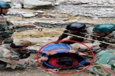 भूस्खलन का जवानों पर बरसा कहर, आर्मी के 55 जवान मिट्टी में दबे, अब तक 6 शव बरामद