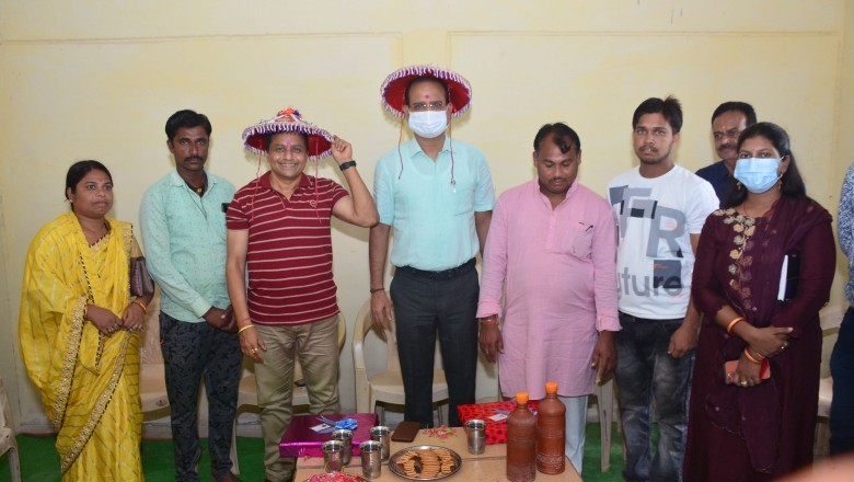 अंजोरा गौठान को प्रदेश का सबसे अच्छा गौठान बनाने के लिए समूह की महिलाओं ने मिलकर की मेहनत