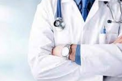 Doctor’s Day: 9 वीं में शादी हो गई… फिर सब्जी बेची, सीमेंट के कट्टे ढोए अब AIIMS में एसोसिएट प्रोफेसर
