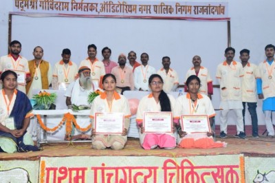 पंचगव्य से गंभीर व असाध्य रोगों की चिकित्सा संभव ,भारत की समृद्धि गोवंश से ही जुड़ी