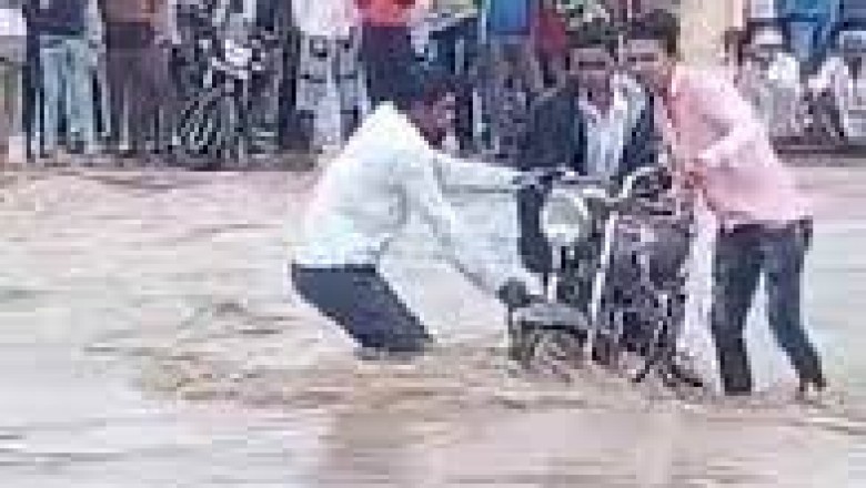 मध्य प्रदेश पानी से बेहाल बारिश ने बसाया कहर: