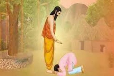 गुरु पूर्णिमा : आज गुरु पूर्णिमा पर लें गुरु का आशीर्वाद