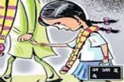 सौतेले माता पिता ने 11 साल की बच्ची का विवाह कराया जबरदस्ती ,माता पिता सलाखों के पीछे