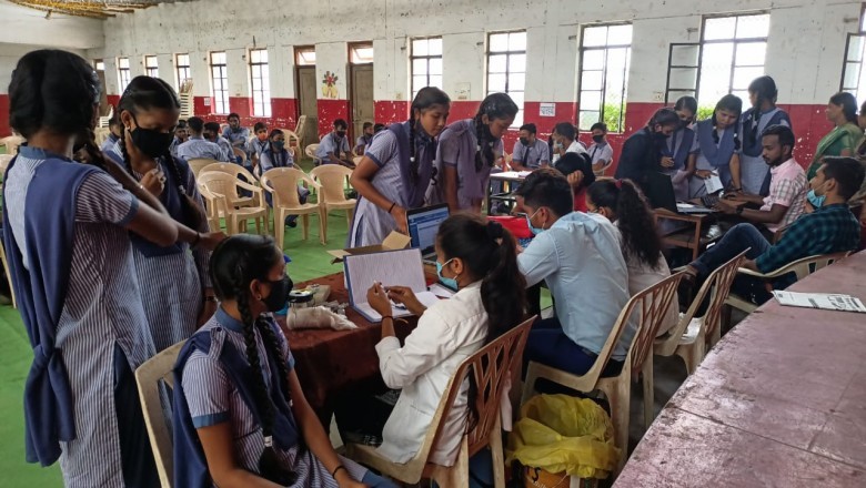 स्वास्थ्य परीक्षण के साथ साथ कोविड वैक्सीनेशन भी आज लगाये 341 लोगों को वेक्सीन, अब तक लगाये 19575 वेक्सीन
