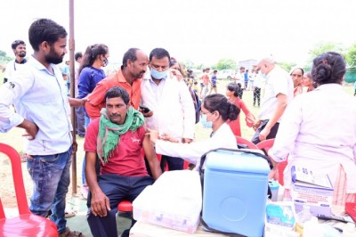 देवारीभाट में मनाया गया जिला स्तरीय हरियाली महोत्सव