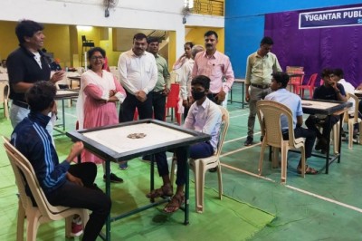 जिला स्तरीय कैरम प्रतियोगिता का हुआ आयोजन
