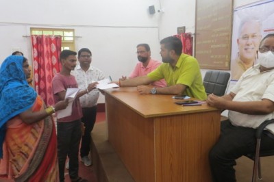 नगर निगम सभागृह में जन चौपाल, आज 4 आवेदन प्राप्त, 1 का हुआ त्वरित निराकरण