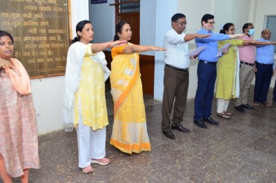 सद्भावना दिवस पर अधिकारियों-कर्मचारियों ने भावनात्मक, एकता और सद्भावना के लिए कार्य करने की ली शपथ