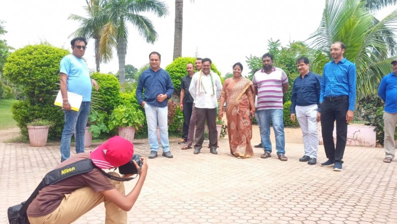 विश्व फोटोग्राफी दिवस पर जिला फोटोग्राफिक सोसायटी एवं नगर निगम द्वारा आज   चौपाटी के पास चतुर्थस्तरीय फोटोग्राफी प्रतियोगिता आयोजित