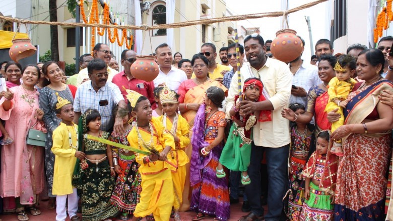 श्रीकृष्ण जन्माष्टमी के अवसर पर के कौरिन भांठा में उत्साह एवं उल्लास के माहौल में कृष्ण कुंज का जनप्रतिनिधियों ने किया लोकार्पण