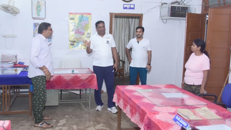 मेरा घर मेरा दफ्तर अभियान के अंतर्गत कलेक्टर के निर्देशानुसार जिले के सभी शासकीय कार्यालयों एवं संस्थाओं में की गई व्यापक पैमाने पर साफ-सफाई