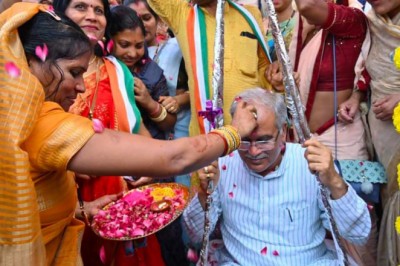 प्रदेश के 31 वे जिले बनने पर 36 पारंपरिक पकवानों से तैयार कर दिया धन्यवाद l
