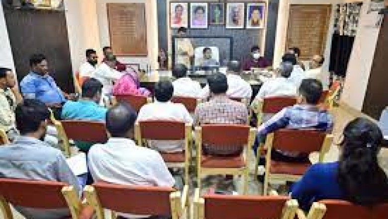 महापौर ने ली विभाग प्रमुखों की बैठक, बजट प्रावधानांे के प्रगति की ली जानकारी