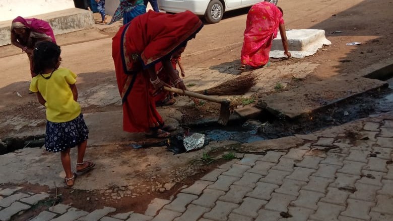 माँ लक्ष्मी स्व . सहायता समूह : महात्मा गांधी जी की जयंती मनाया गया: