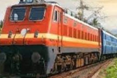 रेल यात्रियों के लिए बुरी खबर: धनतेरस पर भारतीय रेलवे ने 80 से अधिक ट्रेनों को किया रद्द, जानिए किस रूट की गाड़ियां कैंसिल :