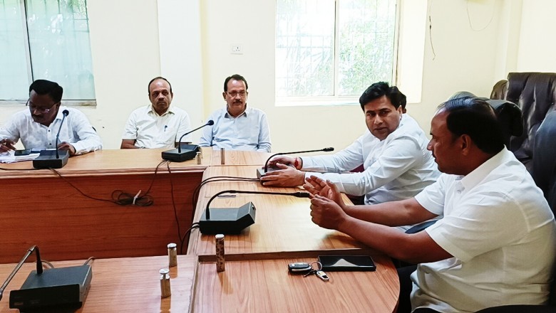 छठ महापर्व की तैयारी को लेकर मेयर ने बुलाई बैठक,तालाबों व घाटों में बेहतर सफाई के साथ प्रकाश व्यवस्था के निर्देश: