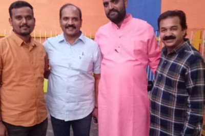 समाजसेवी सोमेश कुमार त्रिवेदी ने छठ पर्व की बधाई देते हुए लिया छठी मईया का आर्शीवाद