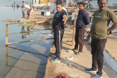 आयुक्त ने आज तड़के सुबह साफ सफाई व्यवस्था को लेकर वार्डो सहित मुख्य चौक चौराहों एवं शिवनाथ नदी का किया मॉनिटरिंग: