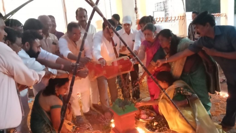 -गन्ने का मंडप सजाकर की पूजा अर्चना,राजीव भवन में महिला कांग्रेस कमेटी ने धूमधाम से किया तुलसी विवाह,विधायक व महापौर हुये शामिल: