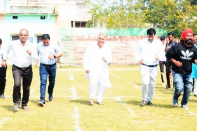 विधायक ने नचाया भवँरा,तो वही महापौर,आयुक्त के साथ लगाई दौड़ सभी ने दिखाया अपना हुनर: