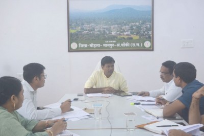 फसल कटाई प्रयोग के लिए फील्ड में जाएं सभी राजस्व अधिकारी - कलेक्टर :