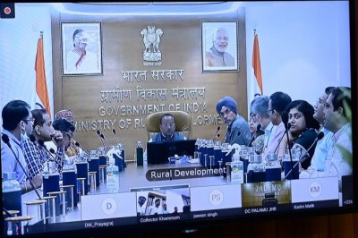 राष्ट्रीय ग्रामीण आजीविका मिशन के तहत 2.5 करोड़ महिला सदस्यों तक पहुंच के लक्ष्य के लिए लखपति सघन कार्यक्रम हुआ प्रारंभ