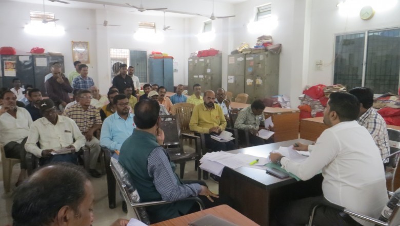 आयुक्त ने की राजस्व विभाग की समीक्षा  कम वसूली पर जतायी नराजगी, वसूली में तेजी लाने के दिये कड़े निर्देश :