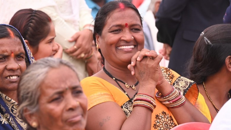 सिंगपुर की 65 वर्षीय श्रीमती त्रिवेणी ठाकुर ने कहा फुगड़ी और बिल्लस से याद आए बचपन :