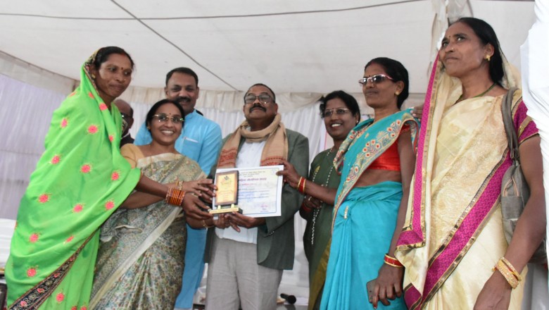 जिला स्तरीय छत्तीसगढिय़ा ओलम्पिक - विजेता खिलाडिय़ों को किया गया पुरस्कृत