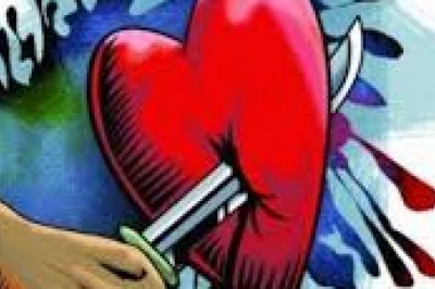 प्रेमिका ने प्रेमी के साथ मिलकर फ़िल्मी स्टाइल में किया मर्डर