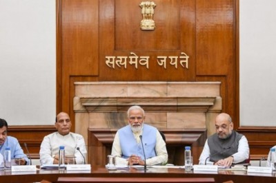 सरकार ने कर्मचारियों के लिए जारी किए नए नियम,कर्मचारियों को अब नहीं मिलेगा पेंशन और ग्रेच्युटी