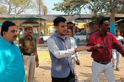 आयुक्त ने किया नगर चौपाटी का निरीक्षण,अधिकारियों से ली कार्यो  जानकारी