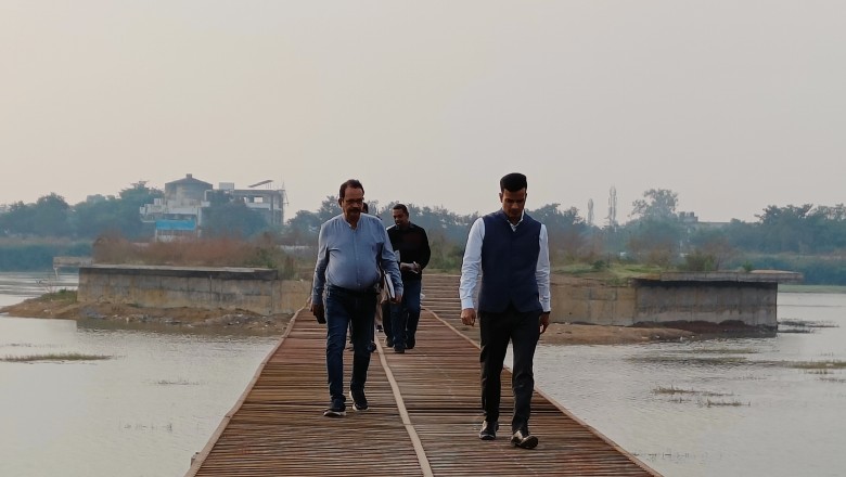 आयुक्त आईएएस लक्ष्मण तिवारी ने ठगड़ा बांध का किया निरीक्षण ,कार्य की गति बढ़ाने इंजीनियरों व ठेकेदार को निर्देश